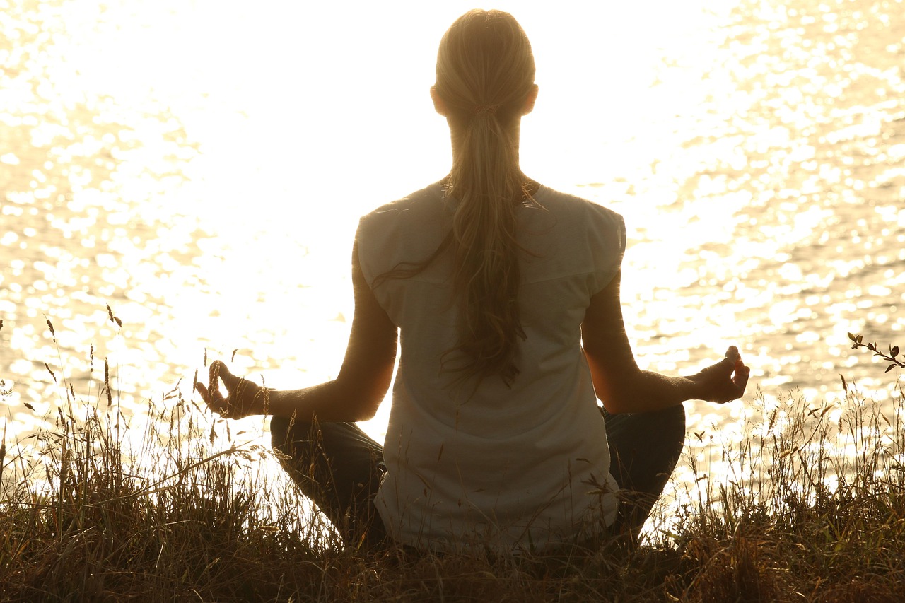 Mindfulness Meditation for relaxation, stressreduction and happy life”